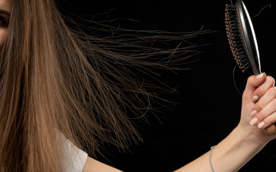 Capelli elettrici in inverno: soluzioni ed errori da evitare