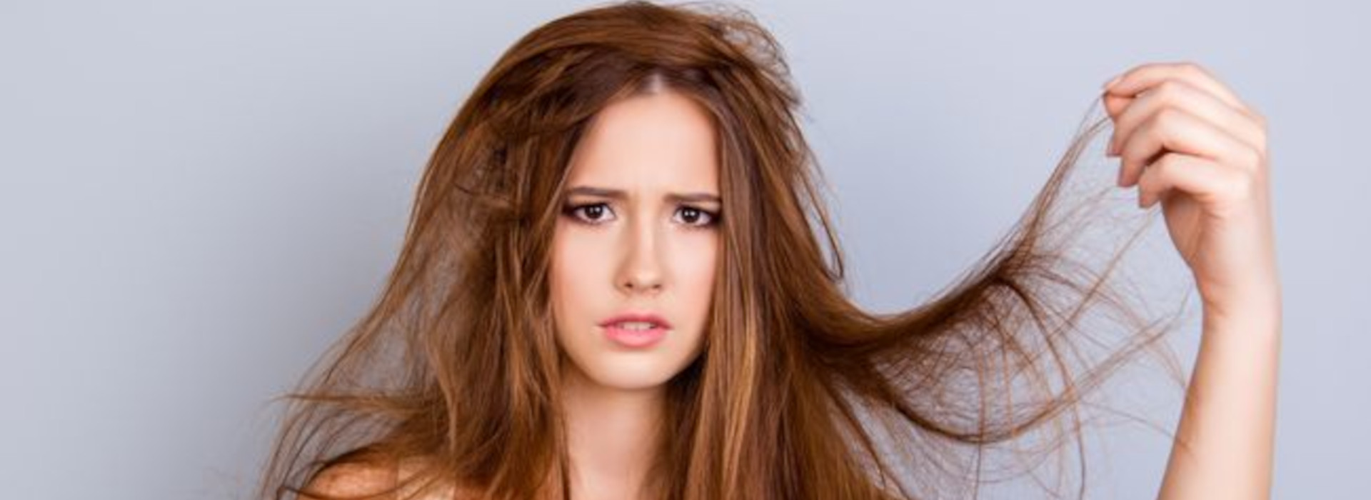 Capelli: trattamenti riparatori o rigeneranti? La differenza e come sceglierli
