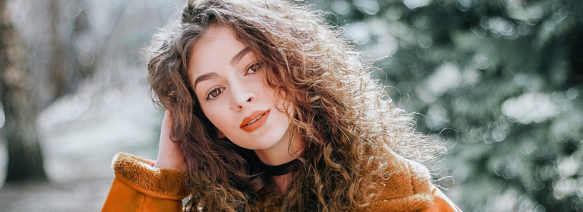 Tagli per capelli ricci inverno 2024-2025: Rinnova il tuo look con GEMI Solarium Estetica