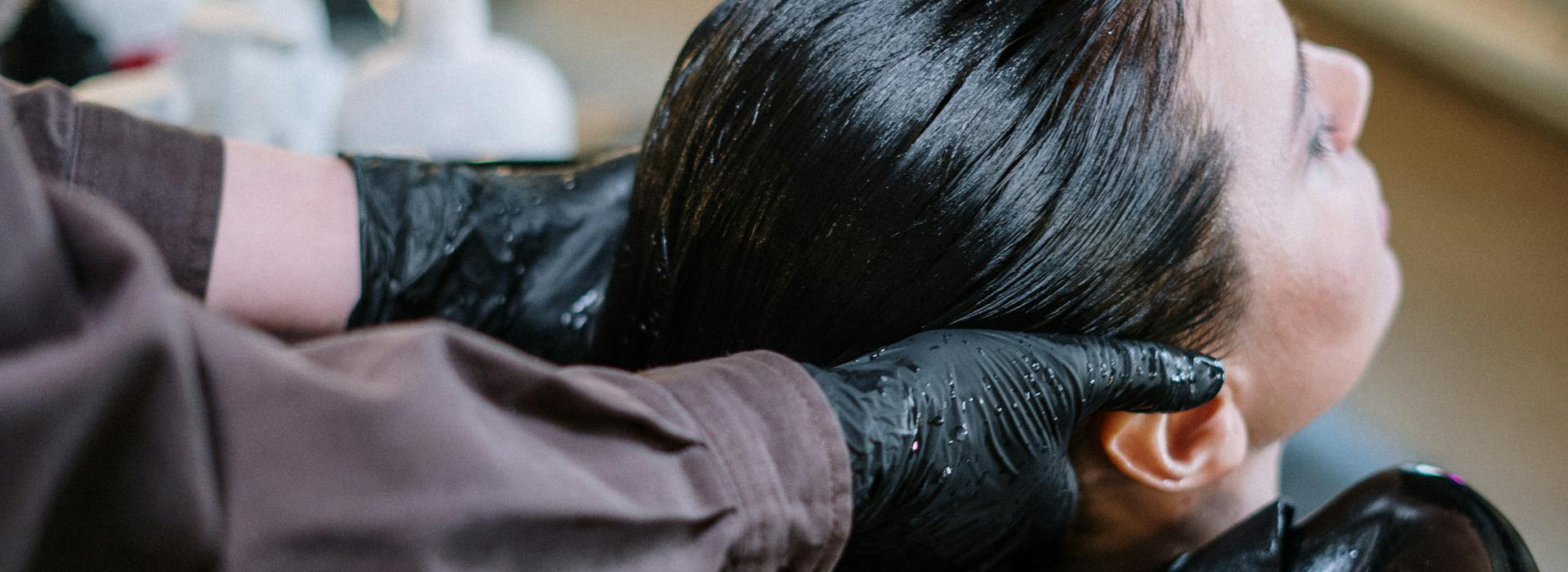 Trattamenti Pre-Shampoo: la chiave per capelli splendenti